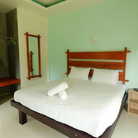 Baan Reenaa Lanta Ko Lanta Kültér fotó