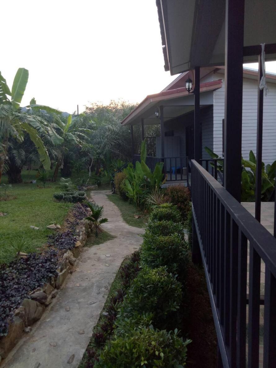 Baan Reenaa Lanta Ko Lanta Kültér fotó